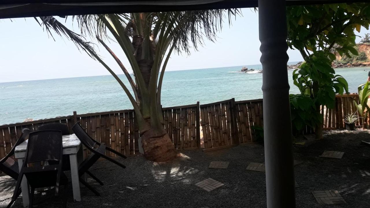 Hotel Seaside View Mirissa Exterior foto